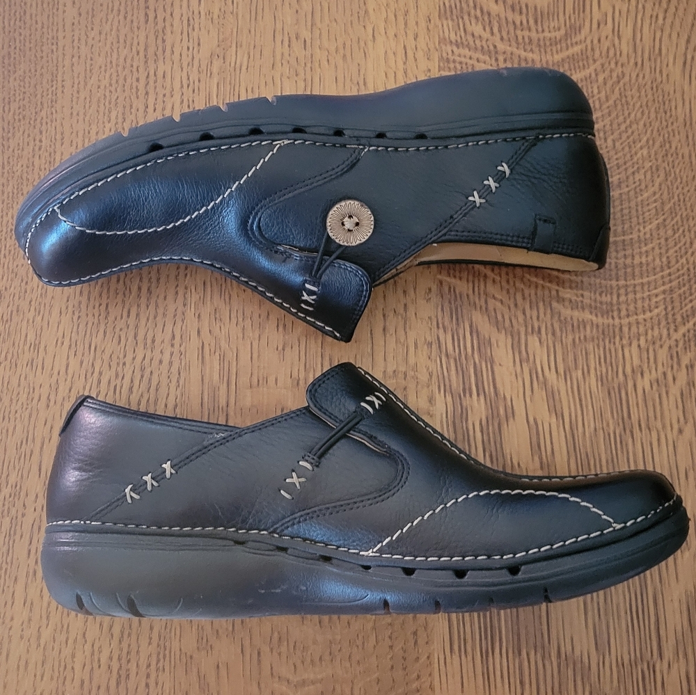 Clarks Unstructured Un Loop Shoe - Black Leather - image 5